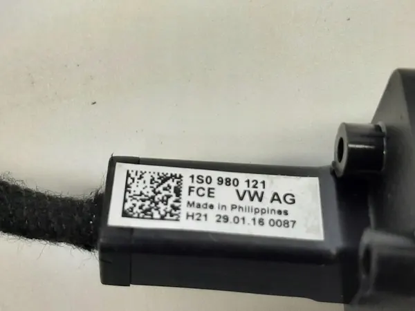 VW UP! Takakamera 1S0980121 image 4