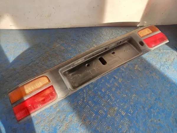 Heckblende Renault Laguna I Liftback OEM 7700420119 image 2