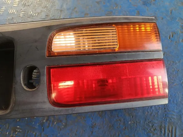 Heckblende Renault Laguna I Liftback OEM 7700420119 image 3