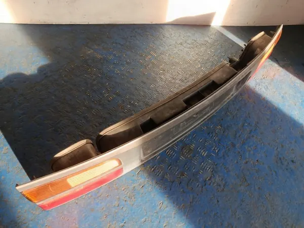Heckblende Renault Laguna I Liftback OEM 7700420119 image 5