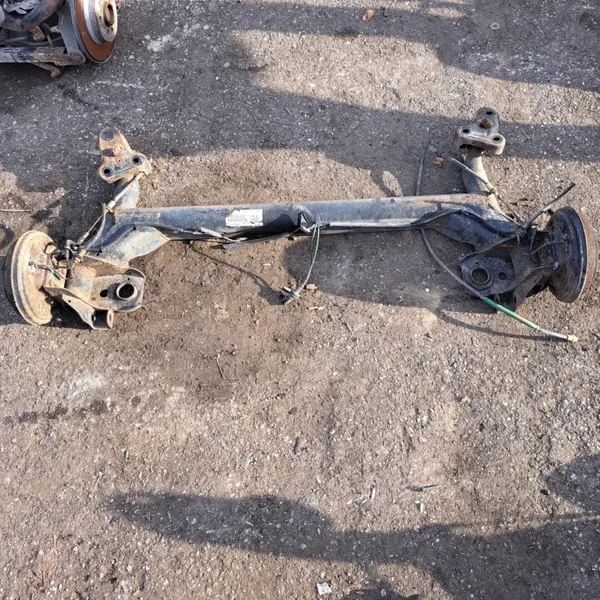 OEM 7113362 bakaxelbalk för Fiesta MK6/Fusion image 2
