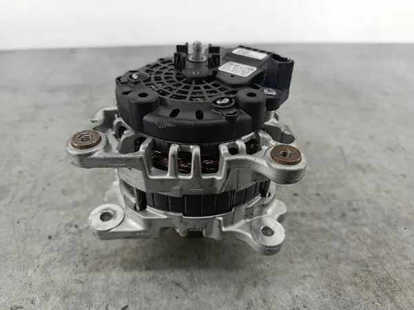 ALTERNATORI VW GOLF VII 1.4 TSI 04E903015H image 6