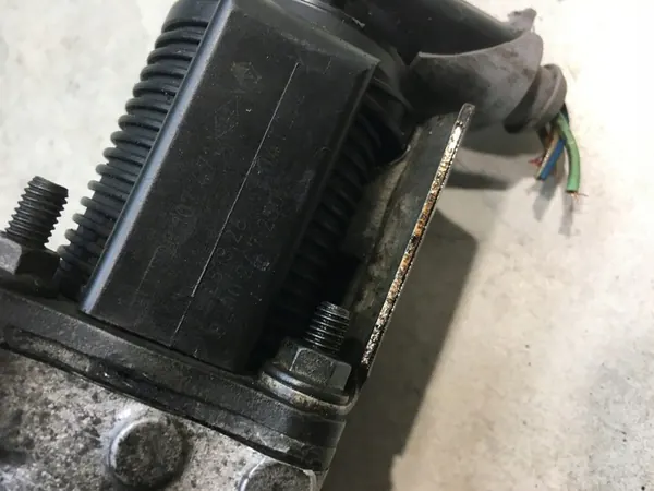 Válvula EGR Nissan Almera N16 FL 1.5 DCI 8200247250 image 5