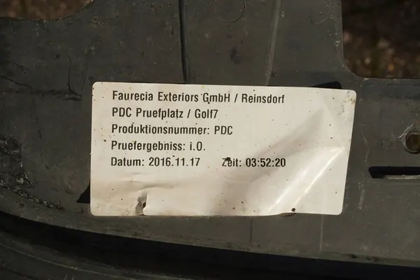 Spoiler de para-choque dianteiro Volkswagen Golf VII GTI OEM image 4