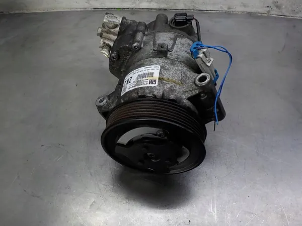 OPEL ASTRA J 2.0 CDTI Ilmastointikompressori 13250607 ZK2 image 4