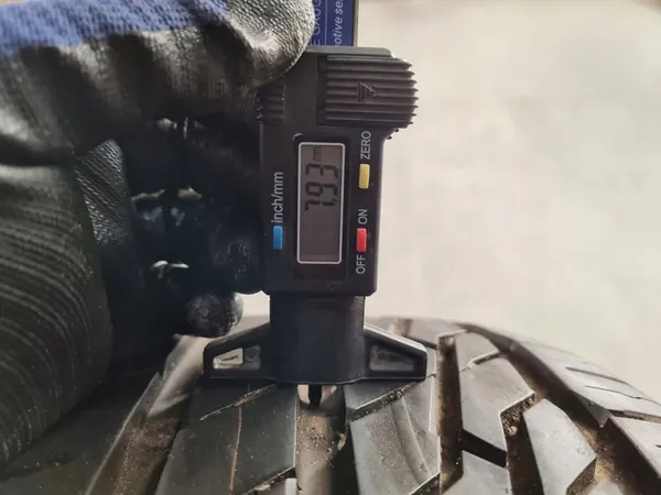 Ensemble de 2 pneus été General Grabber GT 215/55 R18 image 10