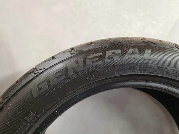 Ensemble de 2 pneus été General Grabber GT 215/55 R18 image 4