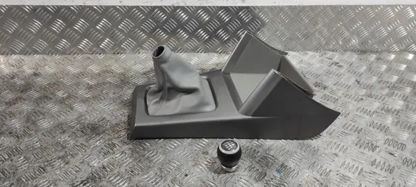 Cadre de pommeau de vitesse OEM 92122SC030 Subaru Forester image 2