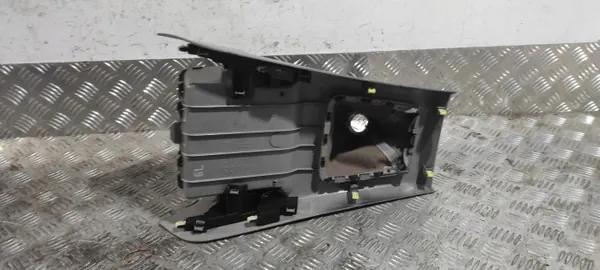 Cadre de pommeau de vitesse OEM 92122SC030 Subaru Forester image 6