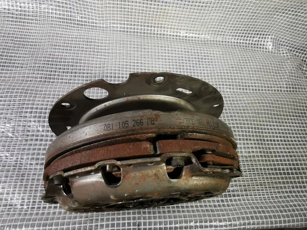 AUDI A4 B8 2.0 TDI Volante de Dupla Massa 0B1105266AB image 3