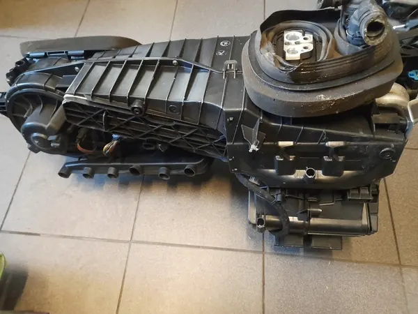 Ventola riscaldamento VW Golf V 1k1820003JJ image 4