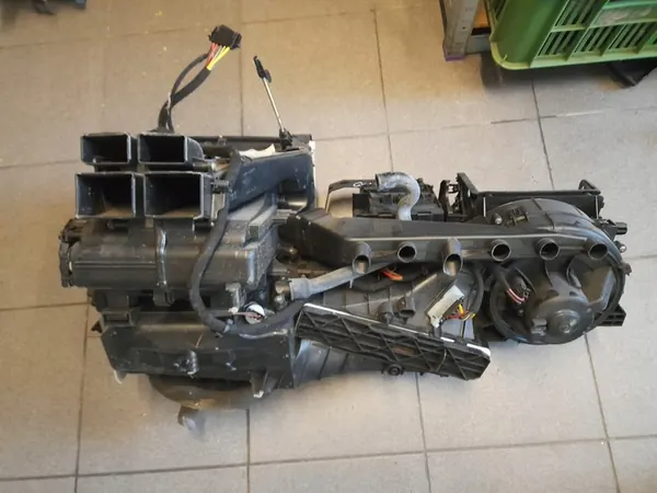 Ventola riscaldamento VW Golf V 1k1820003JJ image 5