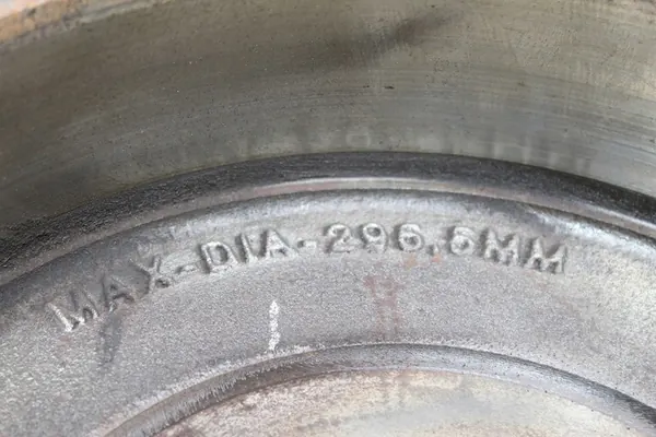 Takajarrukuppi Nissan Navara D40 2.5 DCI image 6