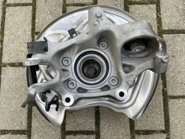 OEM 80A505436J Taka-oikea pyörännavan Audi Q5:lle image 2
