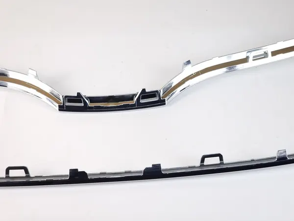 SKODA OCTAVIA 3 III GRILL FRAME CHROME 5E0853761C image 7