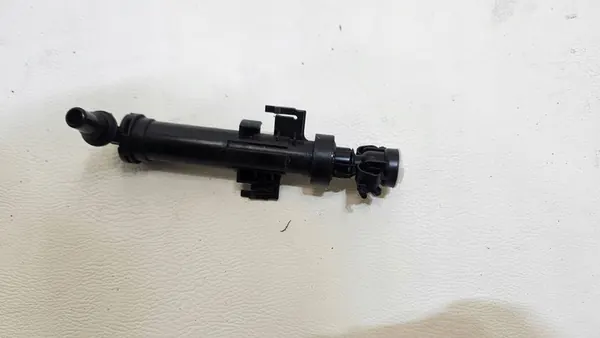 Left Front Nozzle Skoda Octavia III Lift 5E0955965C image 2