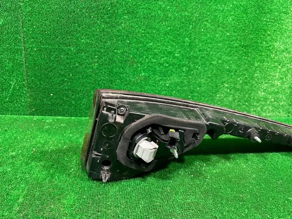 Höger baklykta Renault Megane IV Kombi 265500266R image 6