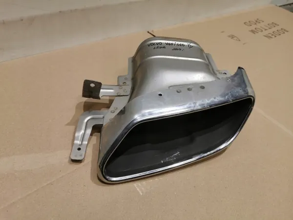 Volvo V60 S60 II Sortie d'échappement gauche OEM 31455530 image 3