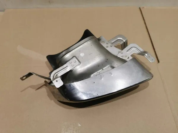 Volvo V60 S60 II Sortie d'échappement gauche OEM 31455530 image 6