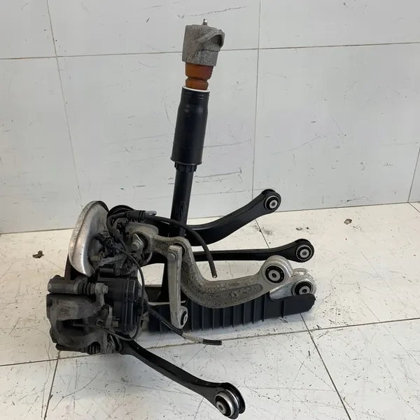 Mozzo di sterzo posteriore destro Audi A5 2.0 TDI image 2