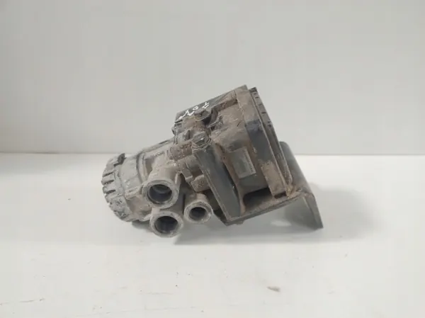 EBS Valve MAN TGS 52106-6049 Knorr-Bremse image 2