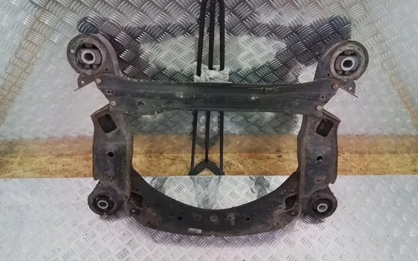 OEM Wrakowisko-1269- Suporte suspensão dianteira Audi A6 image 4