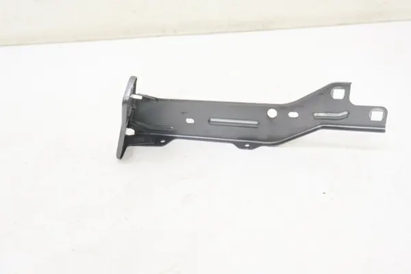 OEM 1274738352 etu-oikea lokasuoja kiinnike Alfa Romeolle image 3