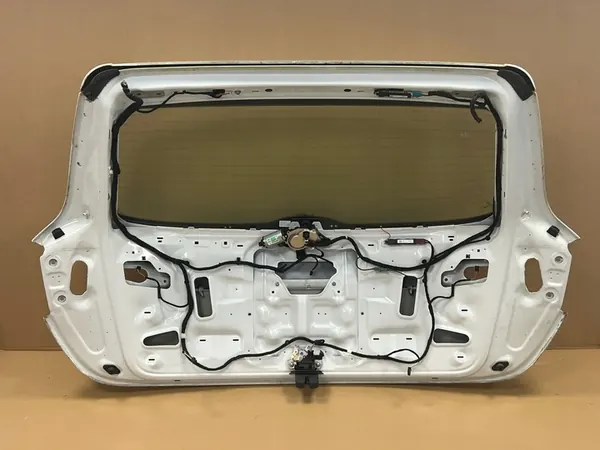 AUDI Q5 8R Rear Tailgate LS9R Lift image 4