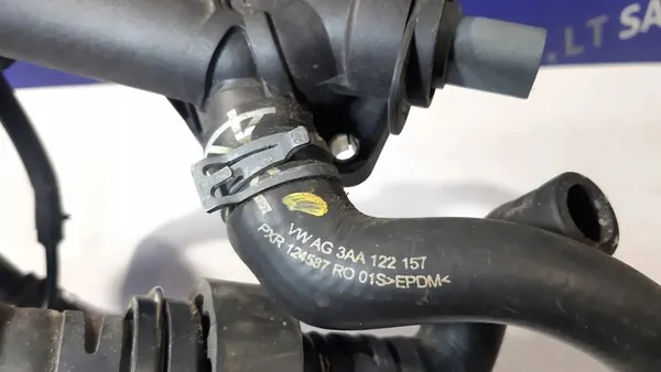 Carcasa de termostato VW Passat B7 Alltrack 2.0L image 2