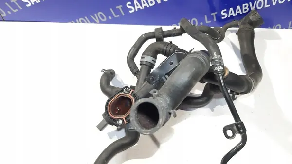 Carcasa de termostato VW Passat B7 Alltrack 2.0L image 4