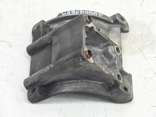 Support compresseur climatisation OEM 504047884 IVECO DAILY image 7