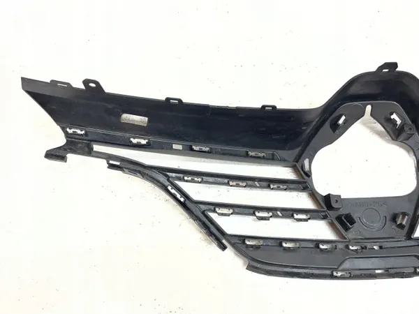 Renault Megane IV Grille OEM 623100479R - Gebruikt image 9
