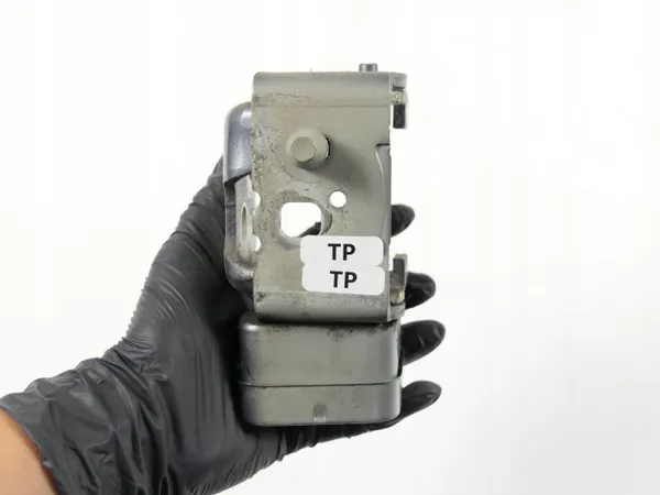 Butée de charnière porte arrière droite haut Citroen image 5