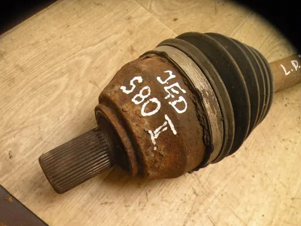 Volvo S80 II V70 III S60 II V60 Vänster drivaxel image 2