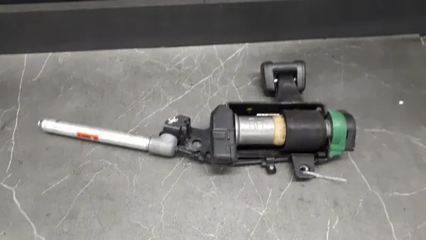 3d1858665d Left Front Belt Tensioner VW Phaeton image 2