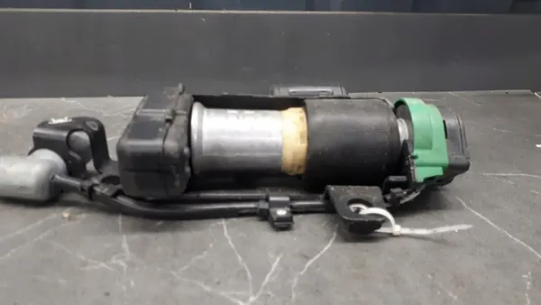 3d1858665d Left Front Belt Tensioner VW Phaeton image 3