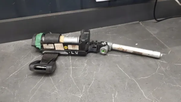 3d1858665d Left Front Belt Tensioner VW Phaeton image 4