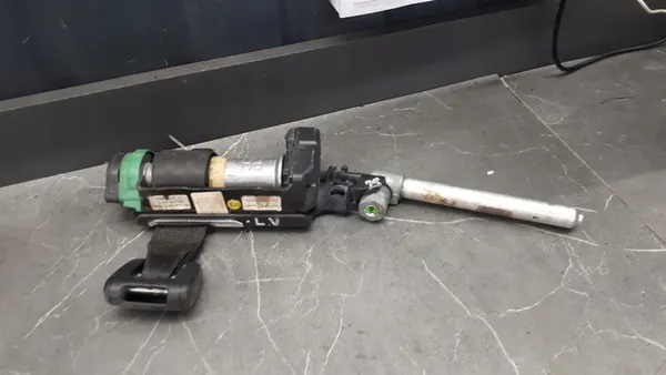 3d1858665d Left Front Belt Tensioner VW Phaeton image 5