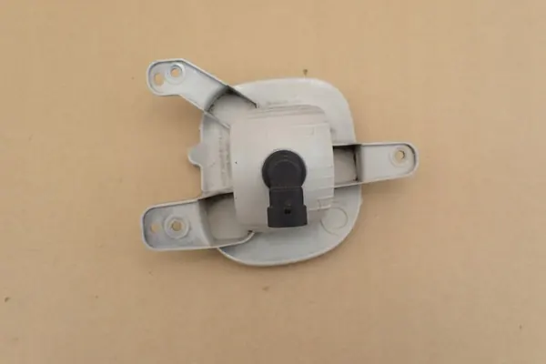 Fiat Panda III Luz de Marcha Atrás Derecha OEM 51848137 image 8