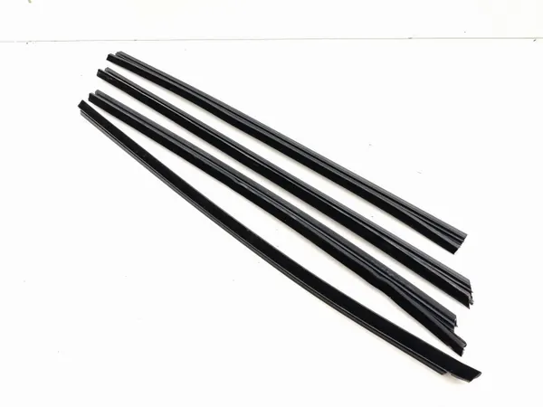 Junta de ventana delantera OEM AMD215244 para Maserati image 6