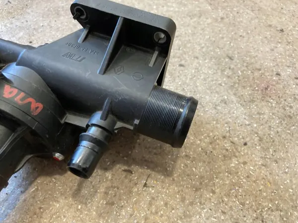 Termostaatti OEM A6262000115 Mercedes C-luokka W205 image 7