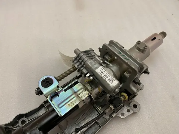 Mercedes-Benz GL X166 Ohjauspylväs OEM 166462082 image 4