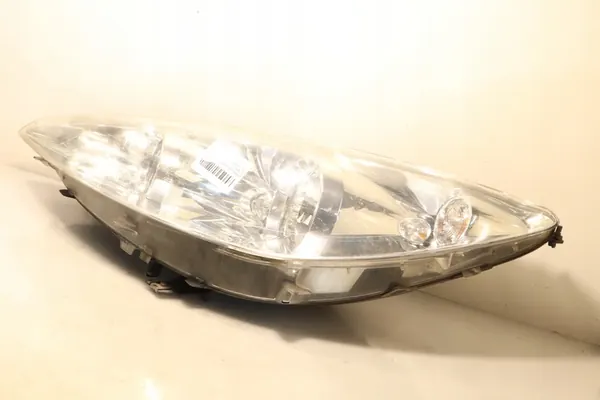 Vasen etuvalaisin Peugeot 308 image 2