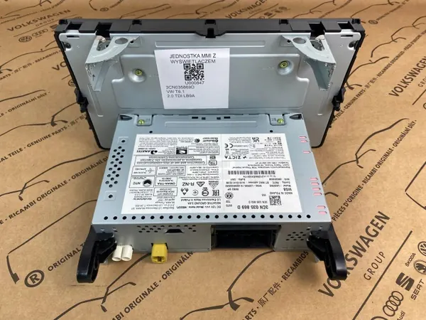 OEM 3CN035869D MMI-Einheit mit Display für VW T6.1 image 4