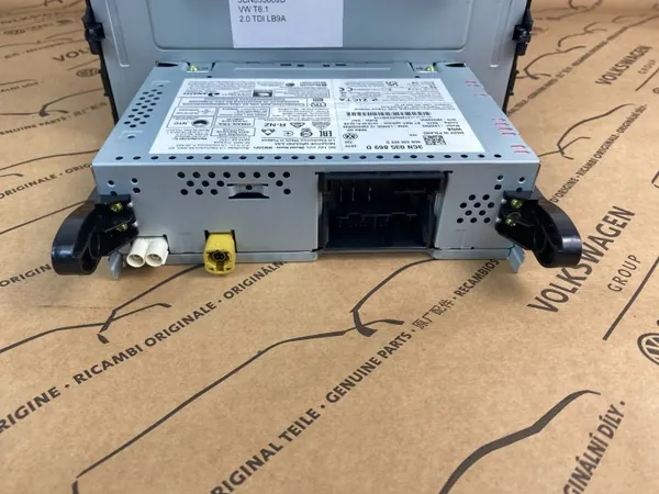 OEM 3CN035869D MMI-Einheit mit Display für VW T6.1 image 5