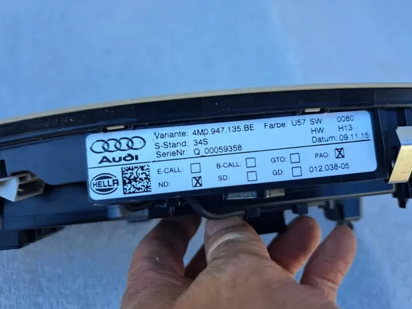 Audi Q7 II Interieurlicht OEM 4M0947135BE 5Q0951177 image 9