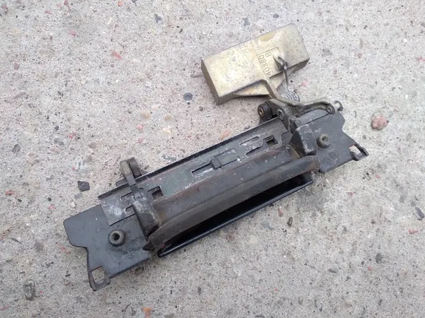 BMW takaluukun kahva 1928207 image 2