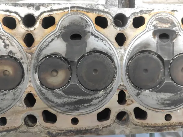 Culata OEM 9569145580 para Citroen Peugeot 1.9 D image 9