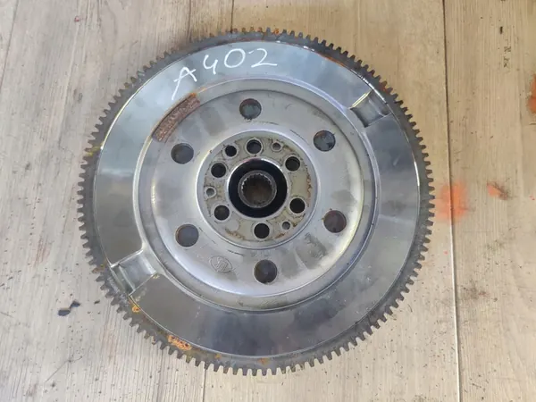 Volante Nissan Juke II Renault Captur H4M 1.6 E-TECH 123108176R image 2