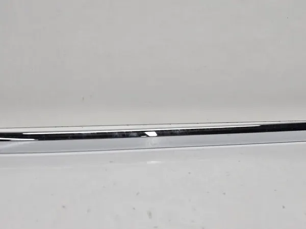 VW PASSAT B6 Right Front Door Trim 3C0853516C image 3